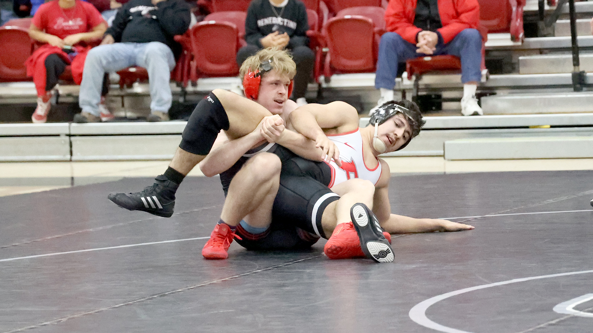 Wrestling celebrates Senior Night with comeback to upset (RV) Friends 28-20