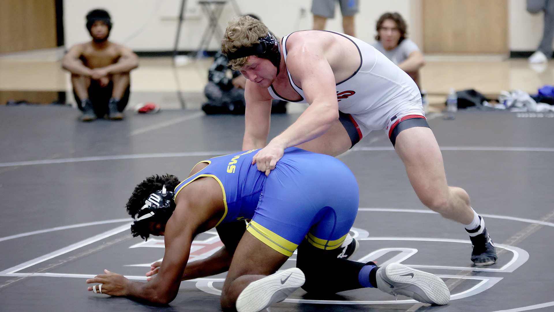 Wrestling opens home schedule with strong showing at Loosbrock Duals, Service Salute Open